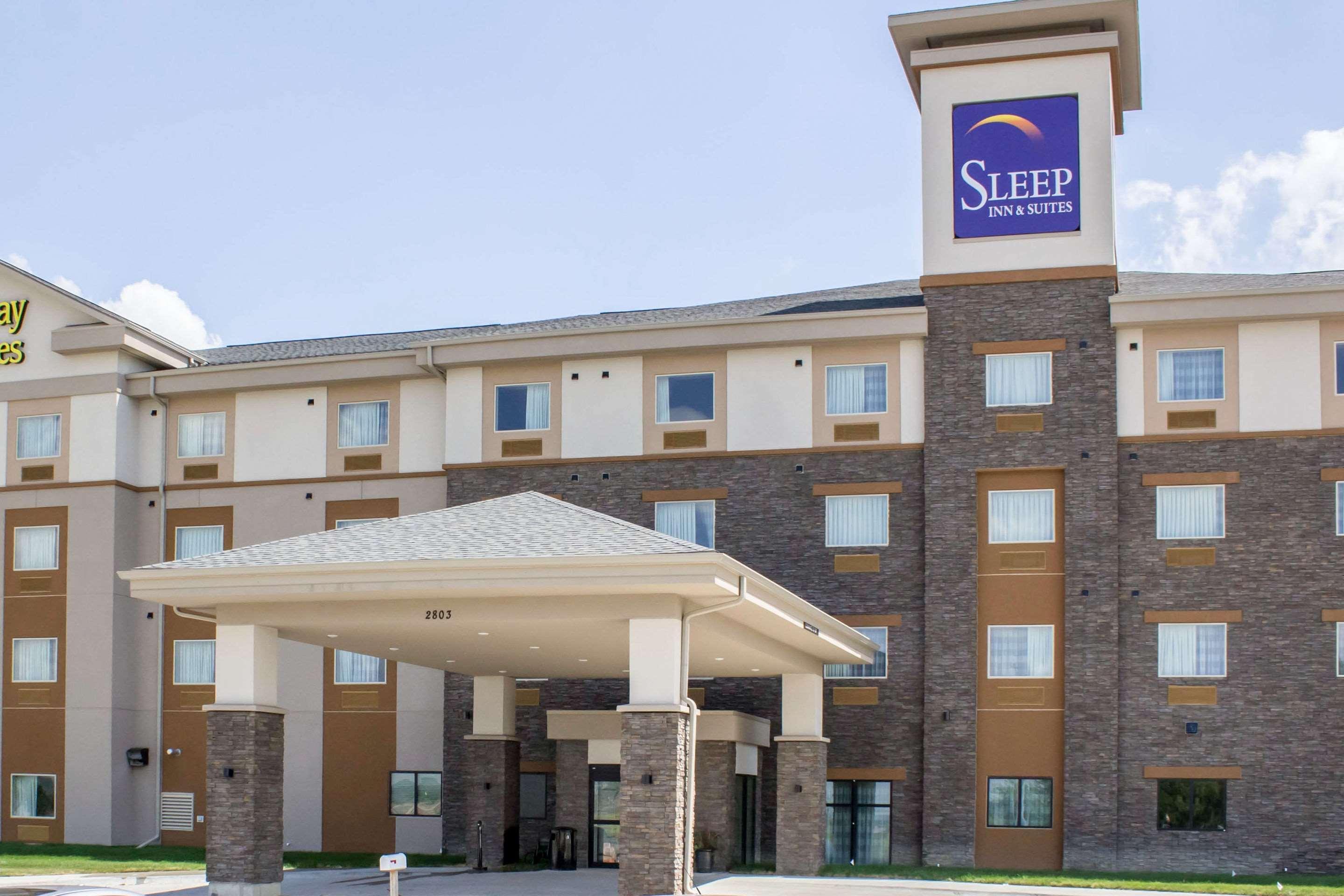 Sleep Inn & Suites Lincoln University Area Exterior photo