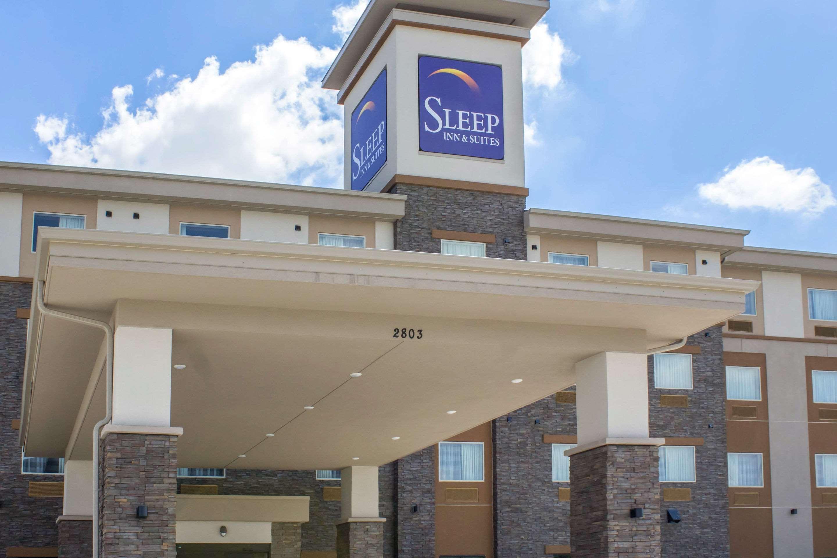 Sleep Inn & Suites Lincoln University Area Exterior photo